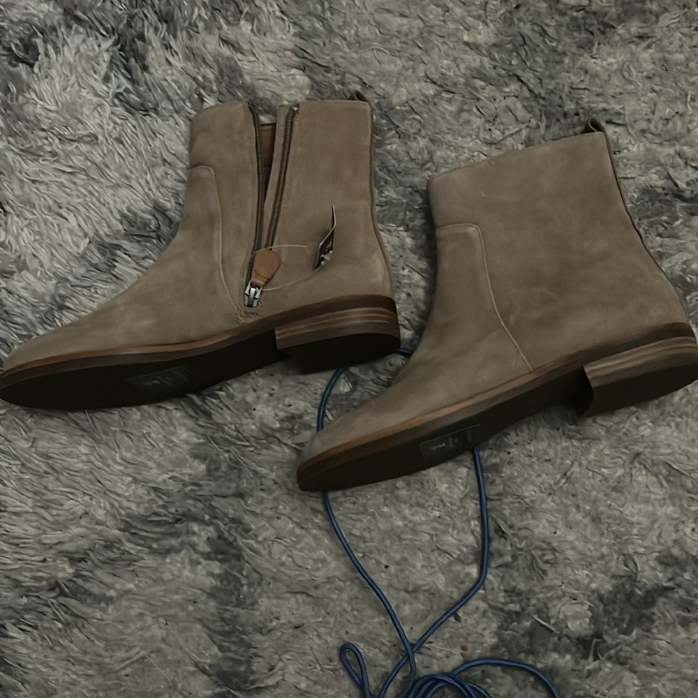 NEW: Gentle Souls “Terran” Boots- size 7 (fits like a 6.5) - Picture 3 of 8